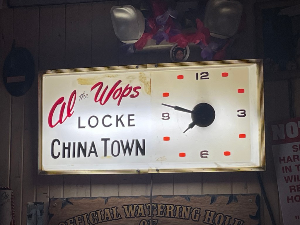 Al the Wops, clock