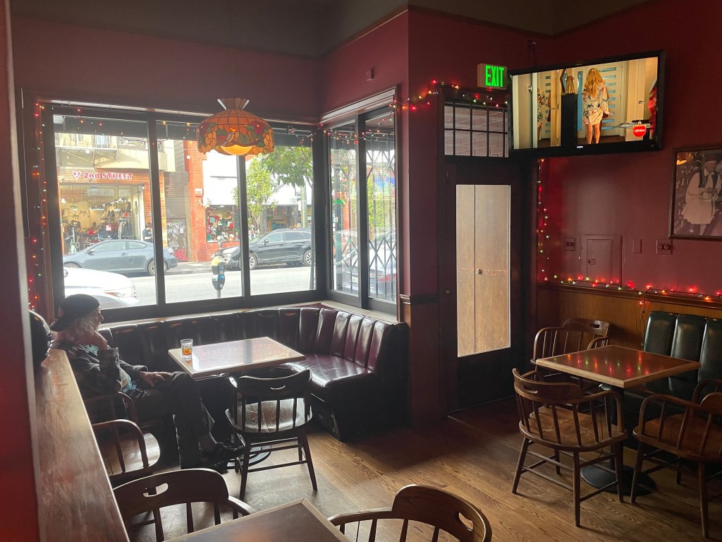 The Gold Cane, interior