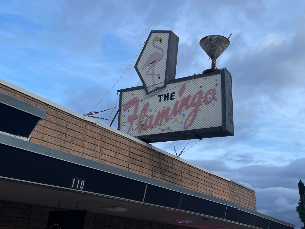 Flamingo Lounge