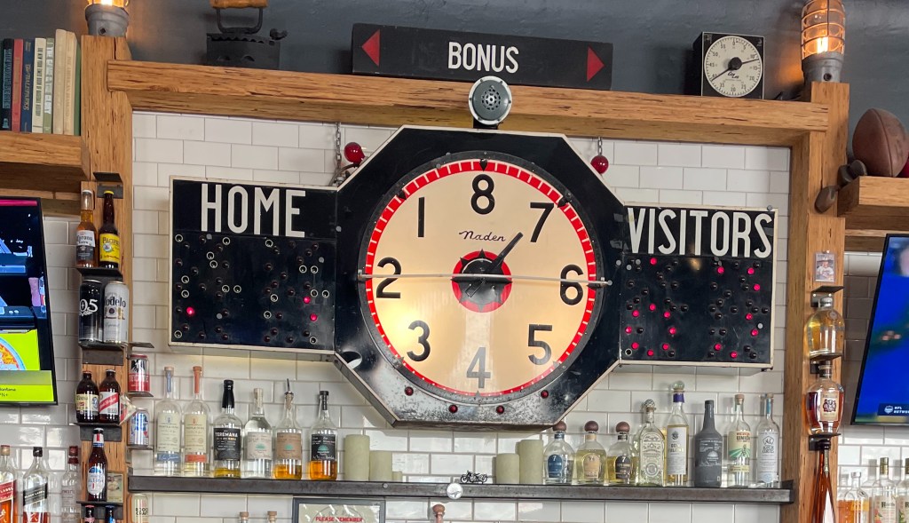 Flatiron, San Rafael, clock