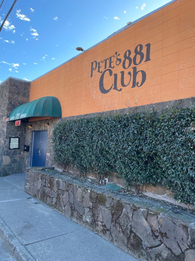 Pete's 881 Club, San Rafael, sign