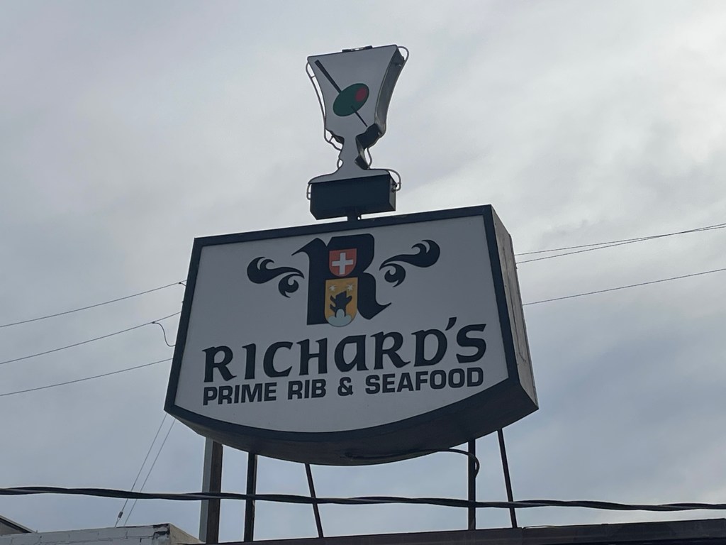 Richard’s Prime Rib &&nbsp;Seafood