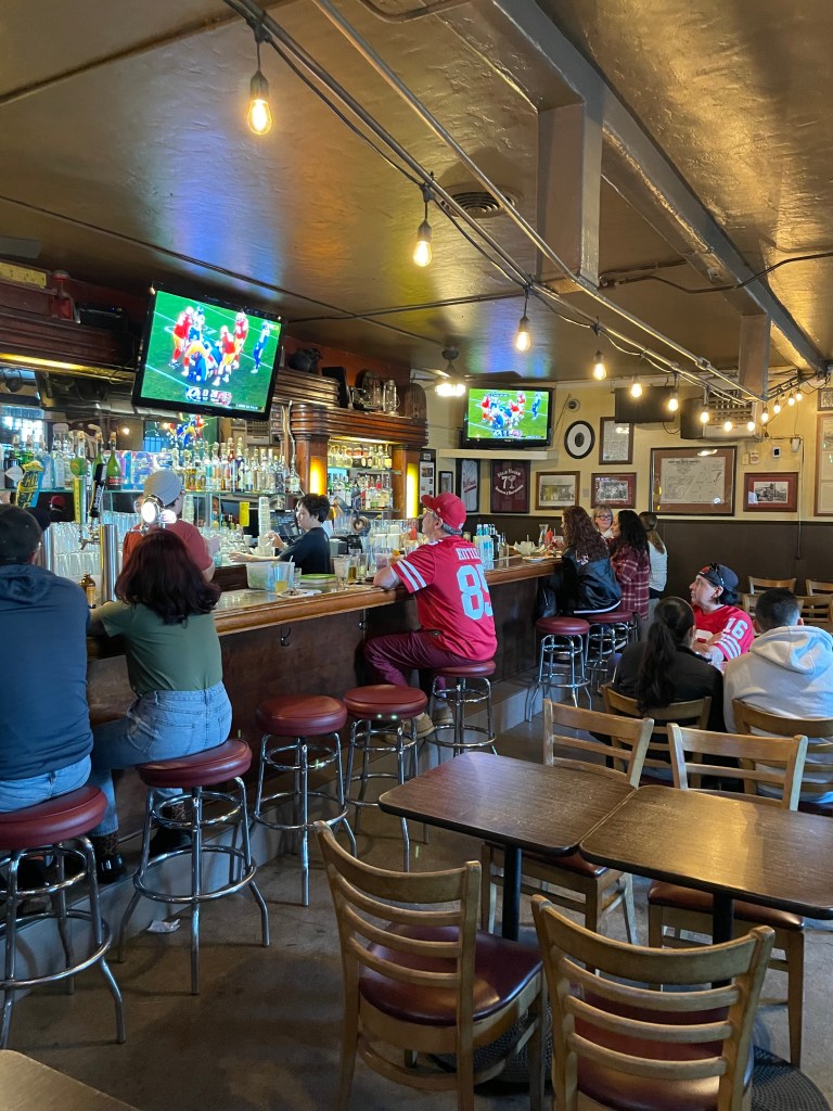 7 Mile House Sports Bar & Grill, interior