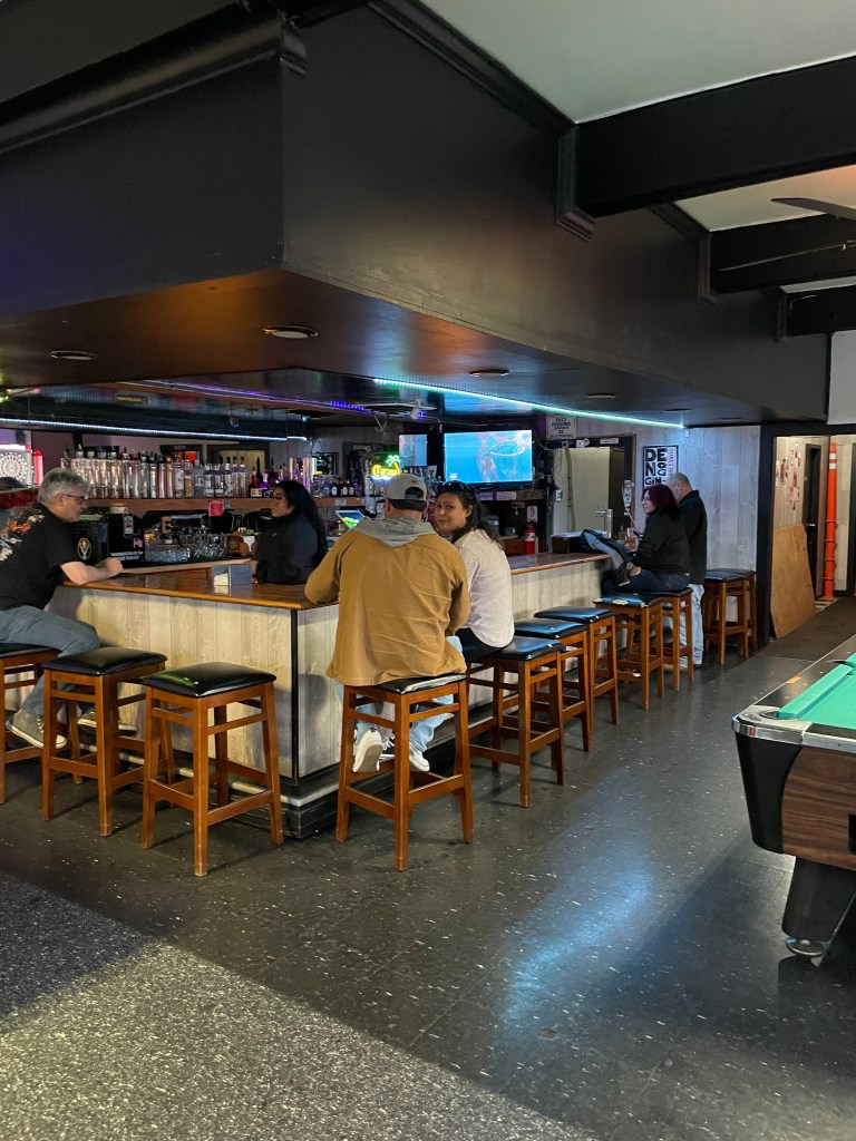 Shar-Ade Cocktail Lounge, Hayward, CA, bar