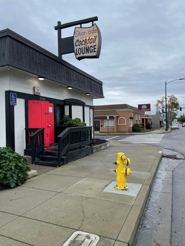Shar-Ade Cocktail Lounge, Hayward, CA, exterior