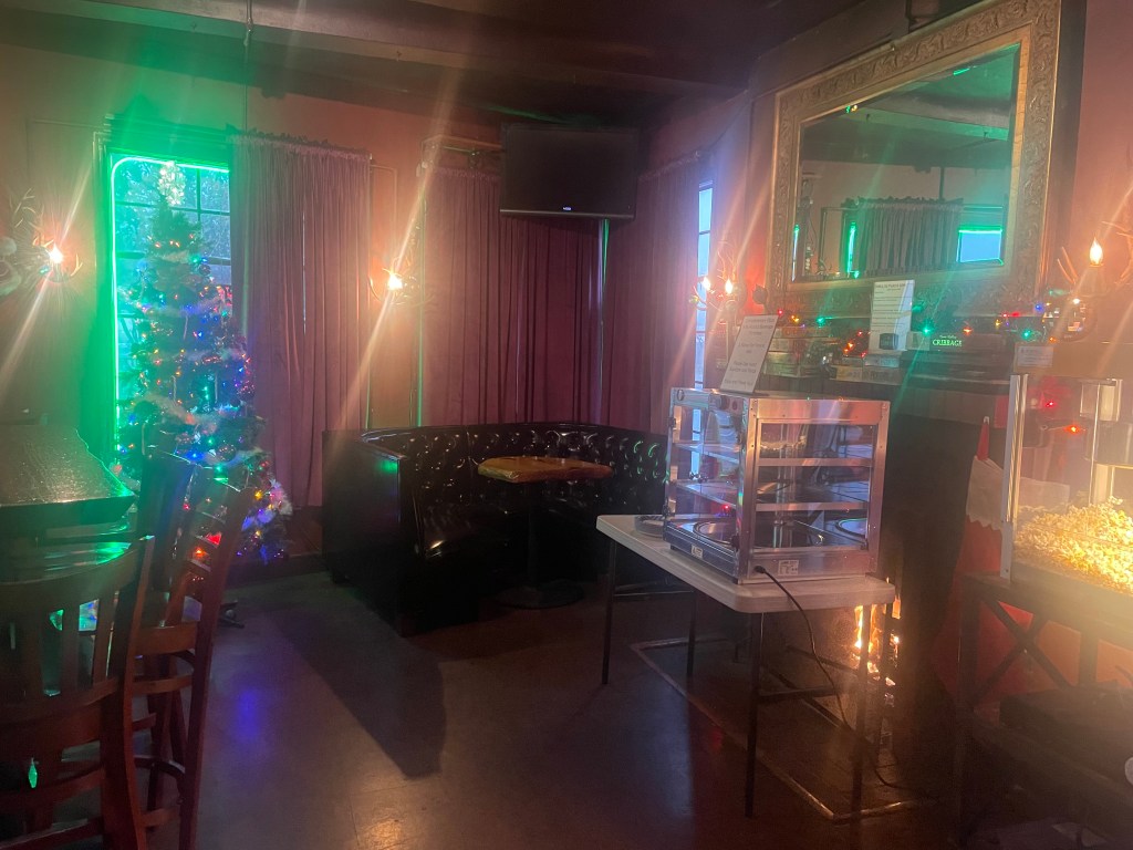 The StandBy, South San Francisco, interior