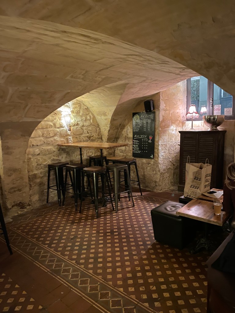 Au Caveau Montpensier, Paris, interior