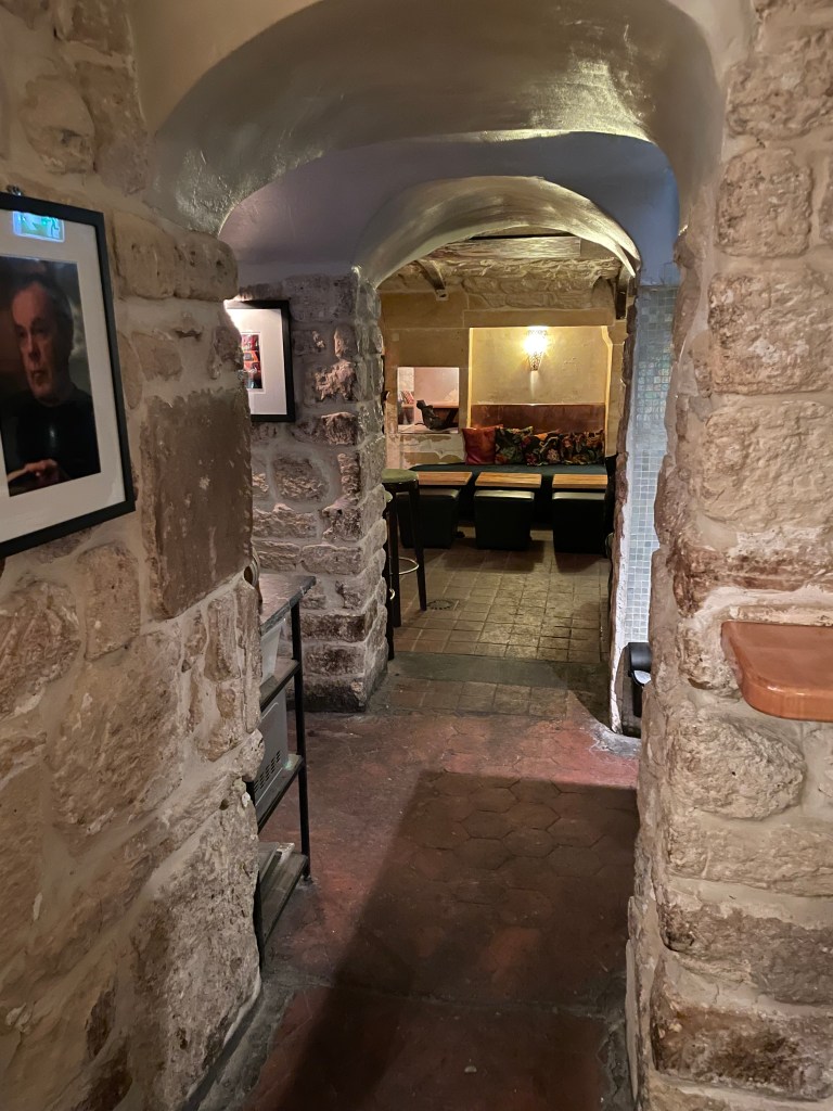 Au Caveau Montpensier, Paris, interior