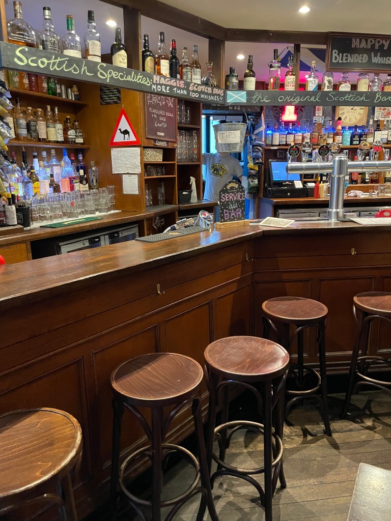 The Auld Alliance, Paris, bar