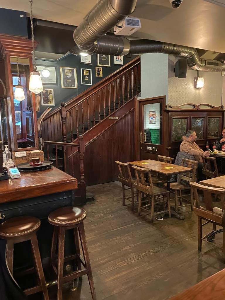 Frog Hop House, Paris, interior