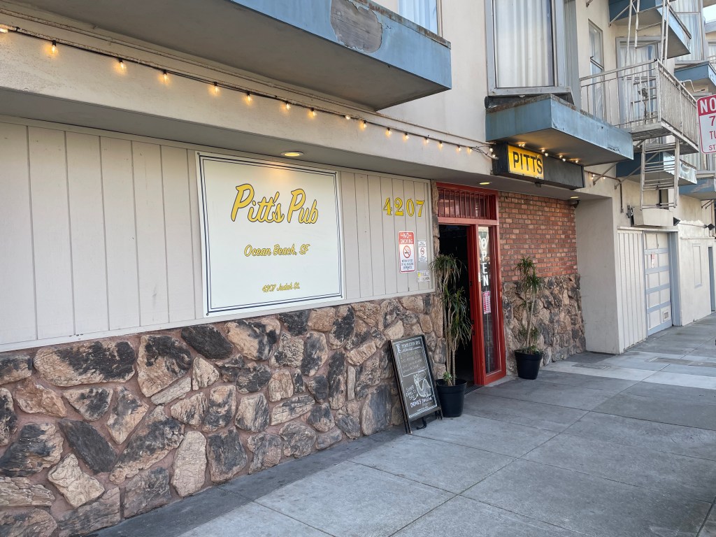Pitt's Pub, San Francisco, exterior
