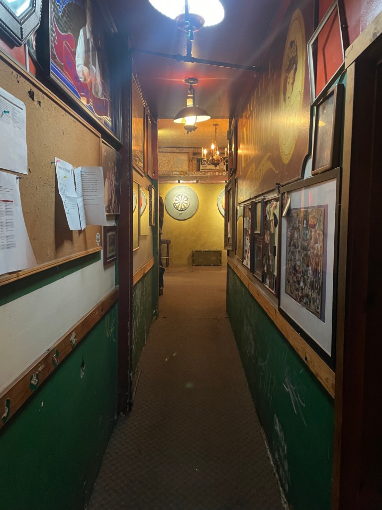 The Little Shamrock, San Francisco, hallway