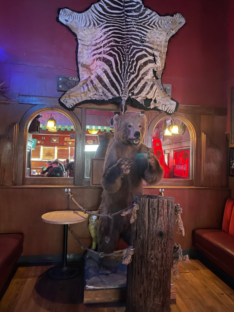 Toot's Tavern, Crockett, bear