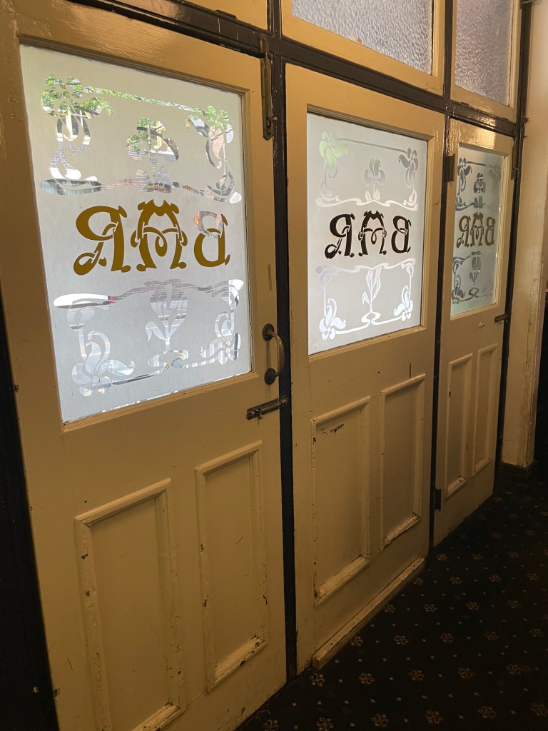 photo of doors door of the Fortune of War pub, Sydney
