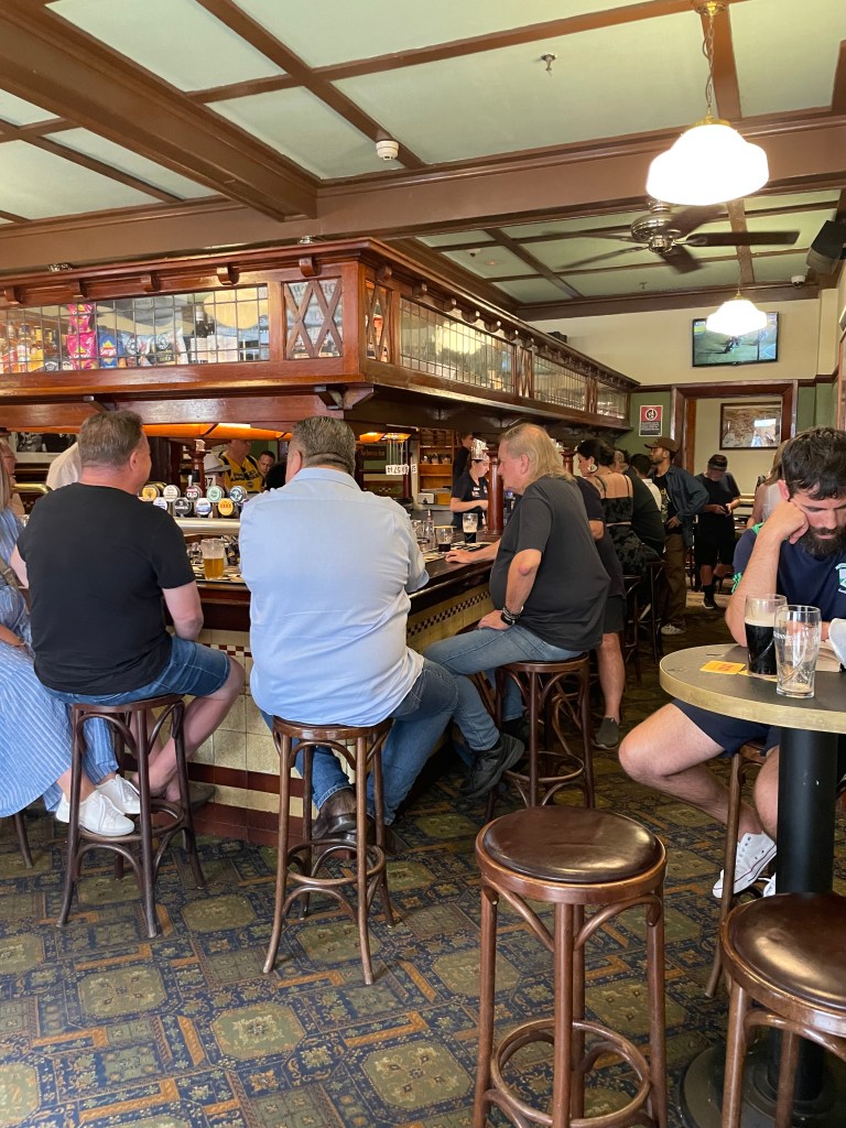 photo of the interior of the Fortune of War pub, Sydney