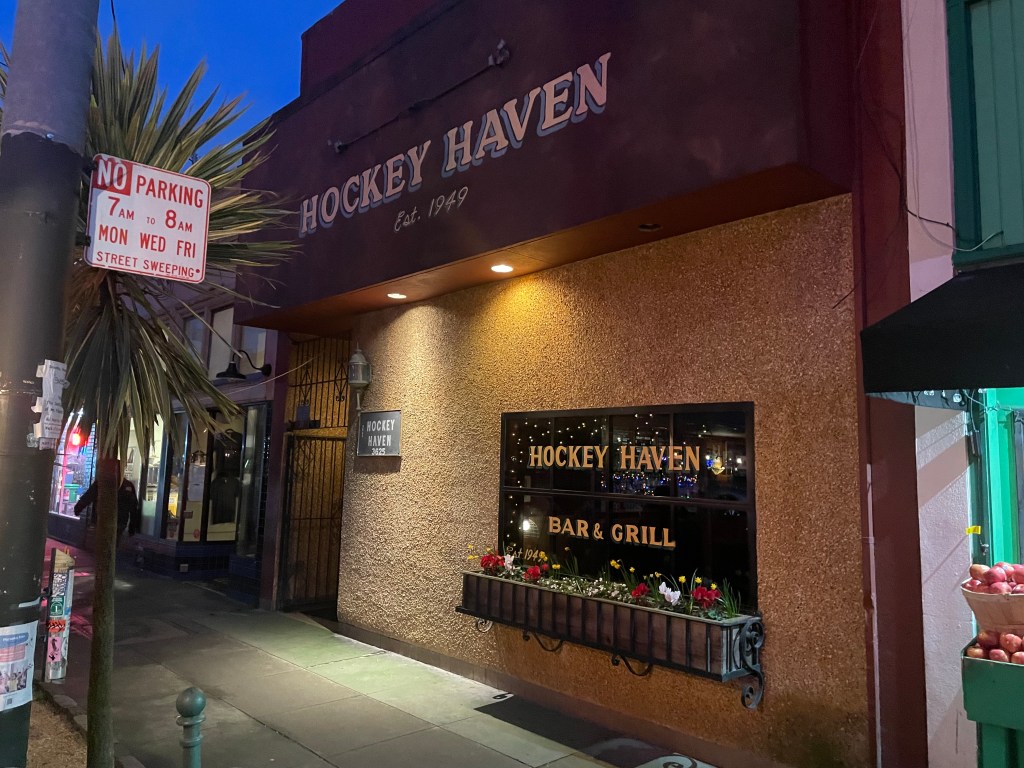Hockey Haven, San Francisco, exterior
