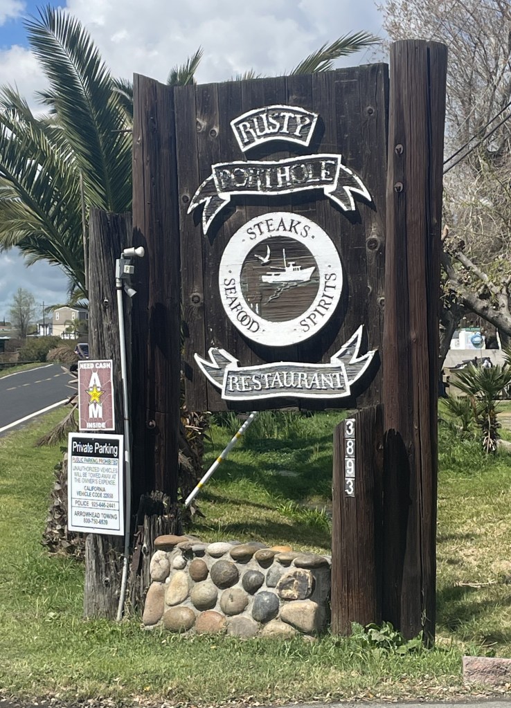 The Rusty Porthole, Bethel Island, sign