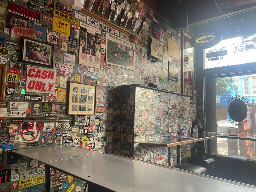 phot of the interior of the Toronado bar, San Francisco