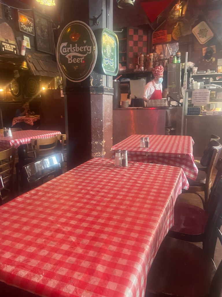 photo of the interior of Tommy's Joynt, San Francisco