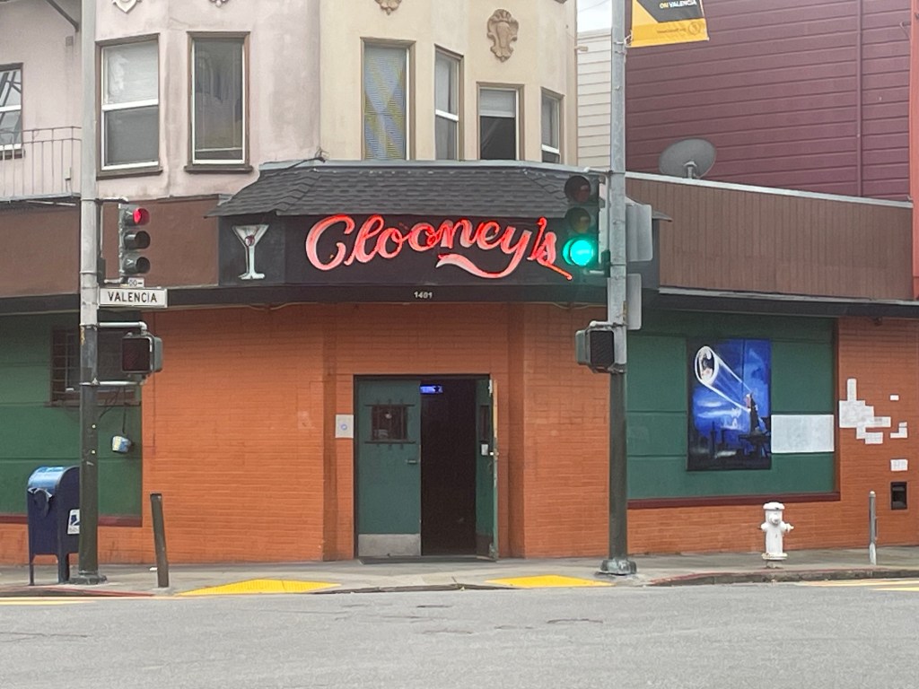 photo of Clooney's Pub, exterior, San Francisco