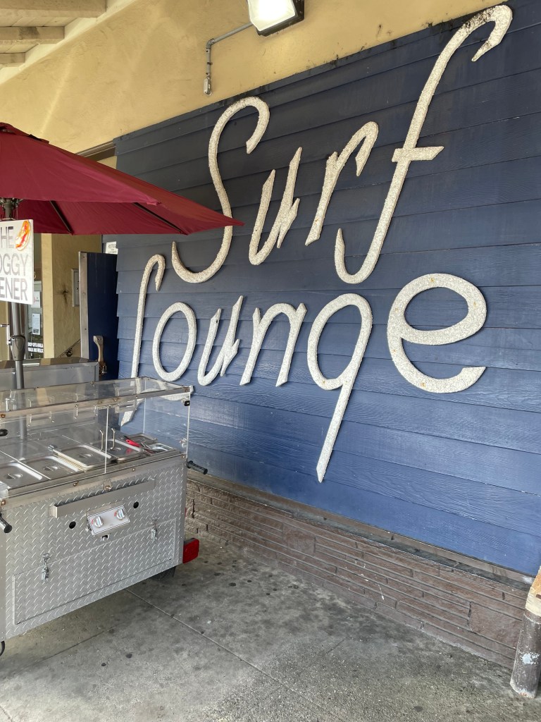 photo of the sign for the Surf Lounge, Pacifica