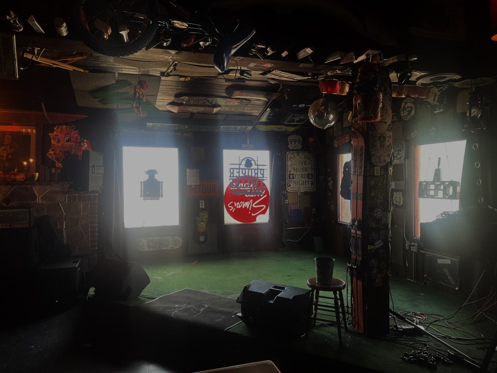 photo of the state of Winter's Tavern, Pacifica