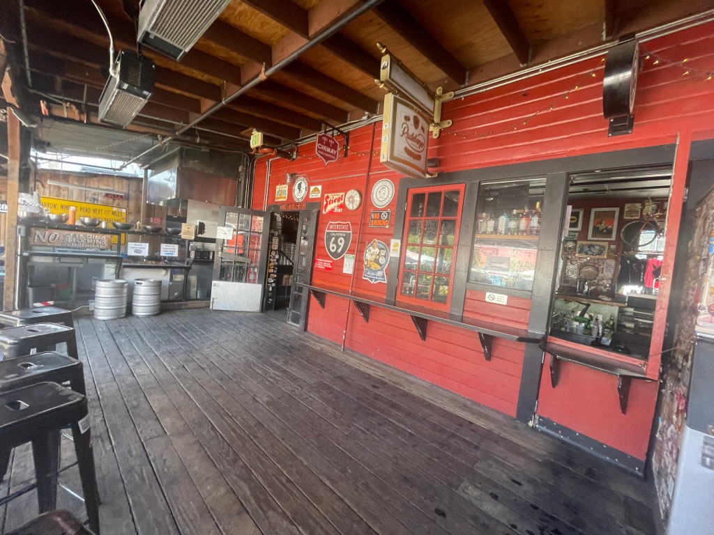 photo of patio of Zeitgeist bar, San Francisco