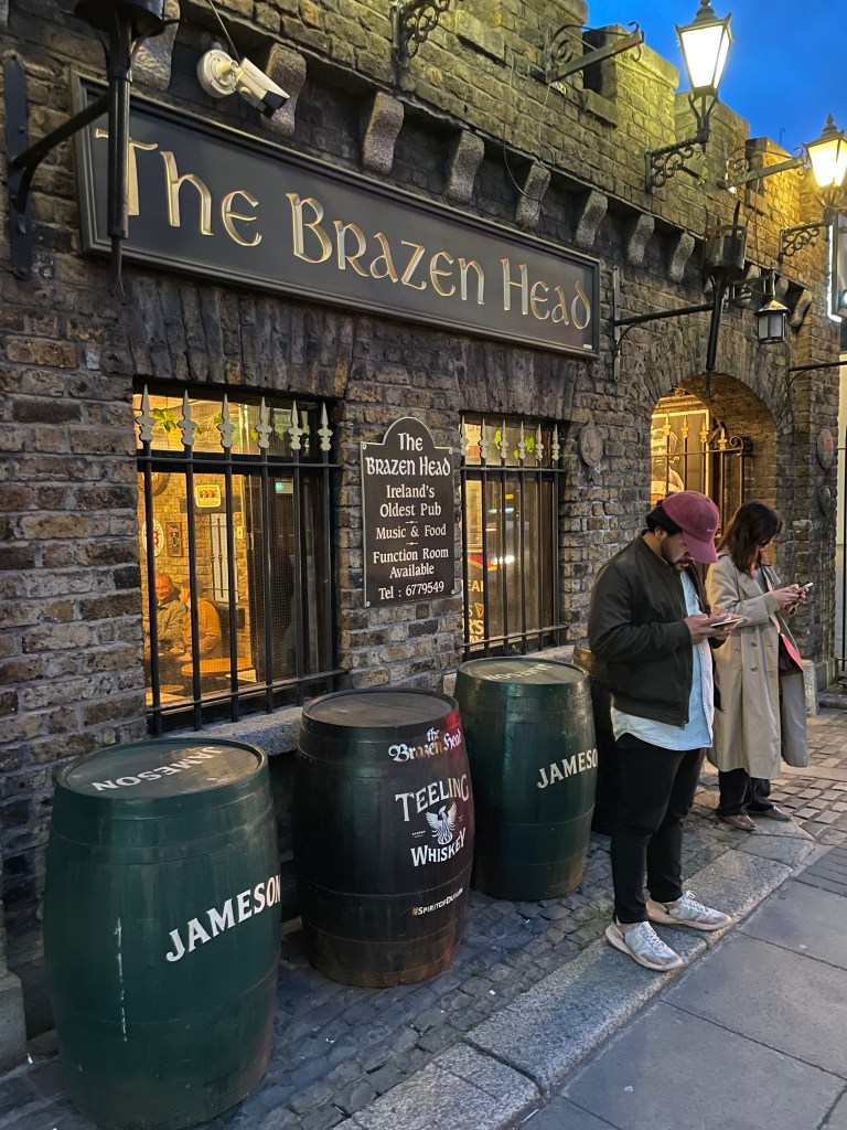 photo of exterior The Brazen Head, Dublin, Ireland
