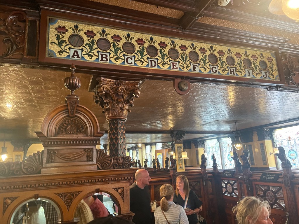 photo of detail interior of The Crown Liquor Saloon, Belfast, Ireland