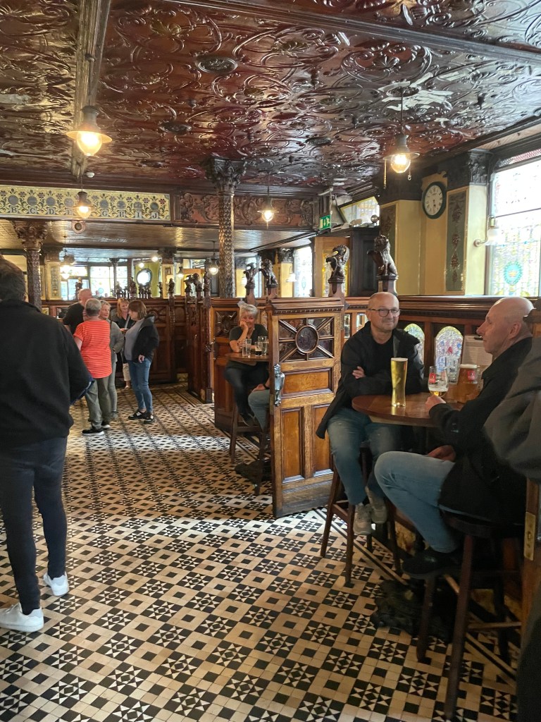 photo of interior of The Crown Liquor Saloon, Belfast, Ireland