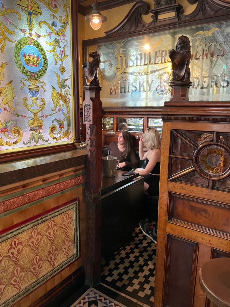photo of interior of The Crown Liquor Saloon, Belfast, Ireland