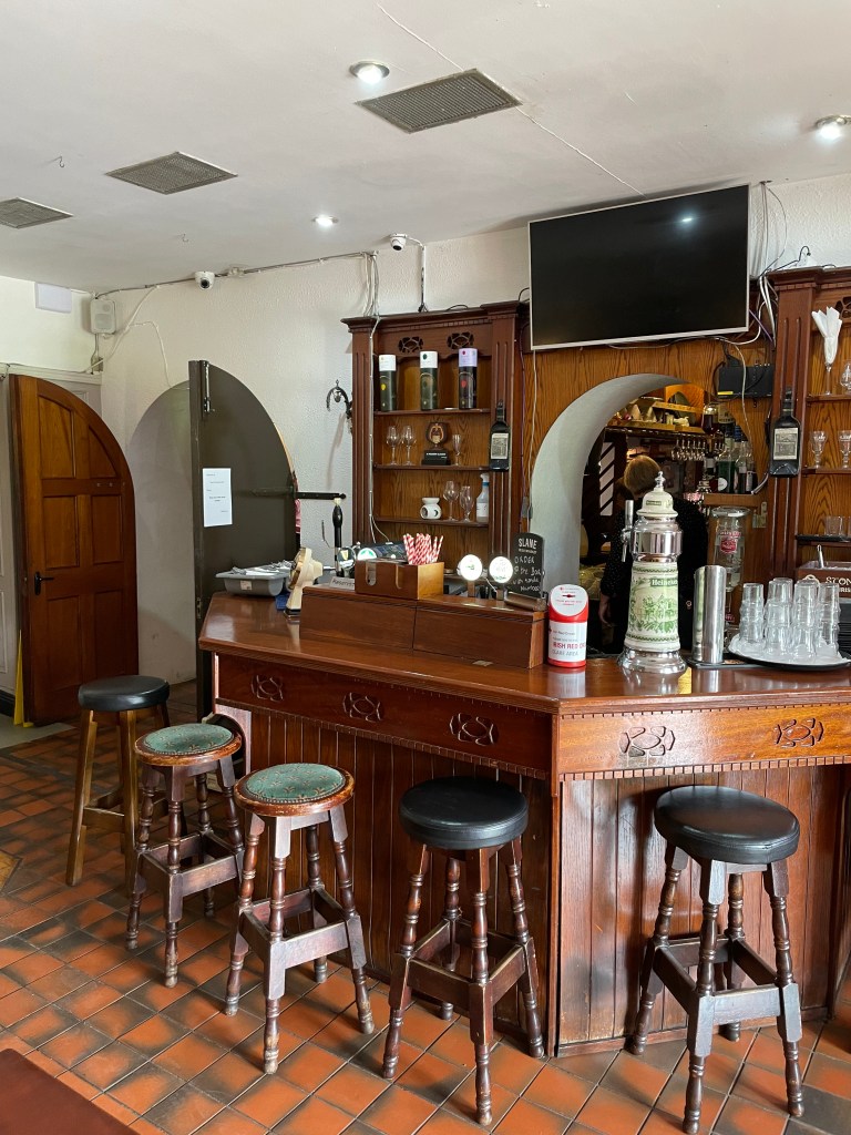 photo of interior of Gus O'Connor's Pub, Doolin, Ireland