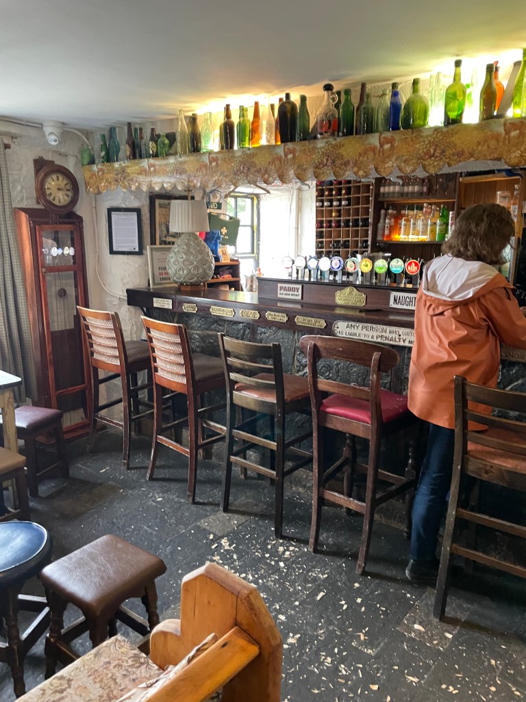 photo of interior of Johnnie Fox's Pub, Dublin, Ireland