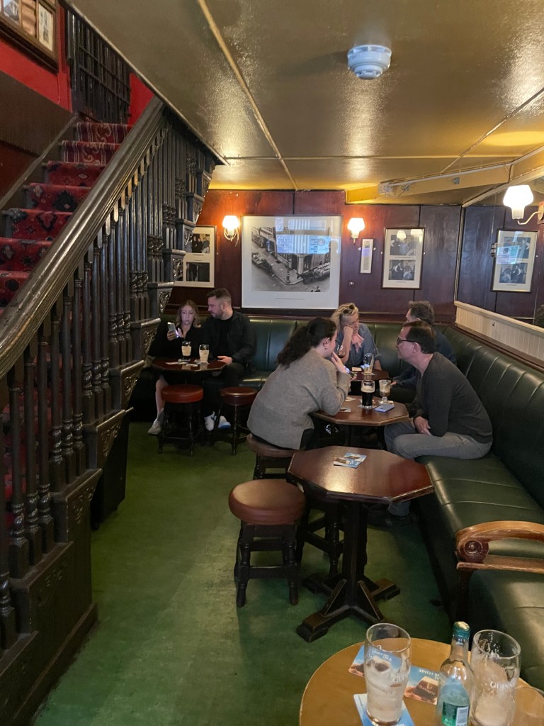 photo of the interior of Kehoes Pub, Dublin, Ireland
