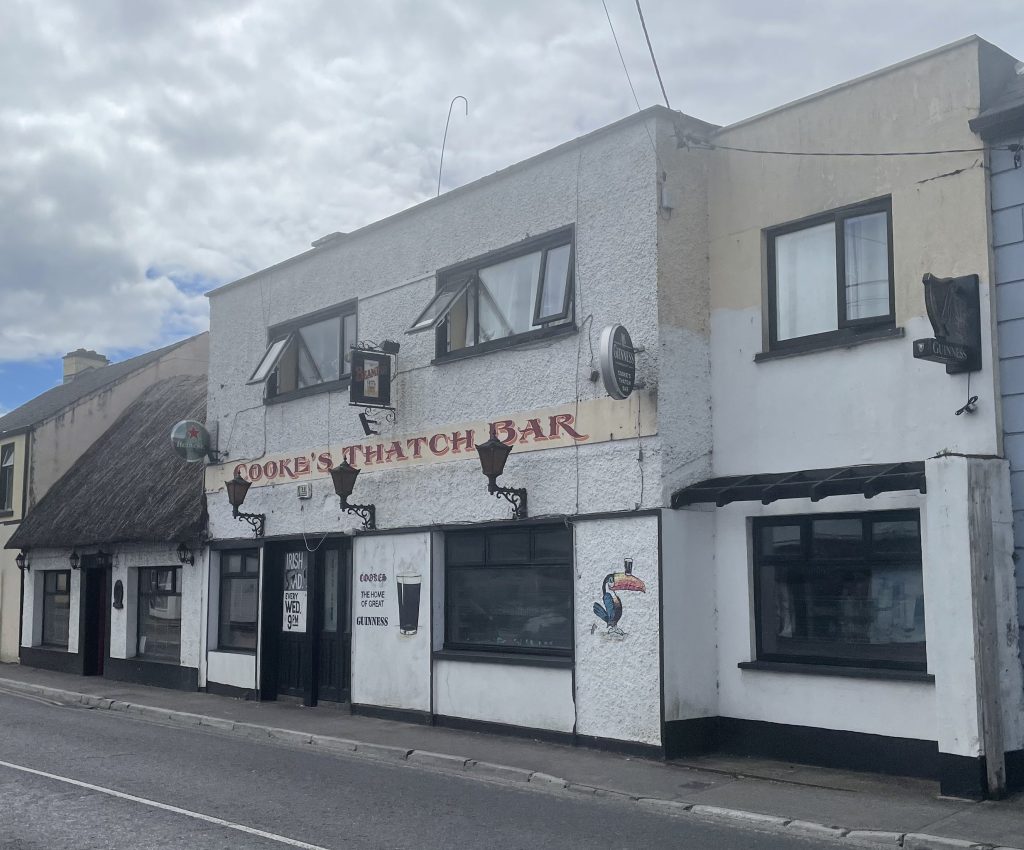 photo of exterior of Cookes Thatch Bar, Galway, Ireland