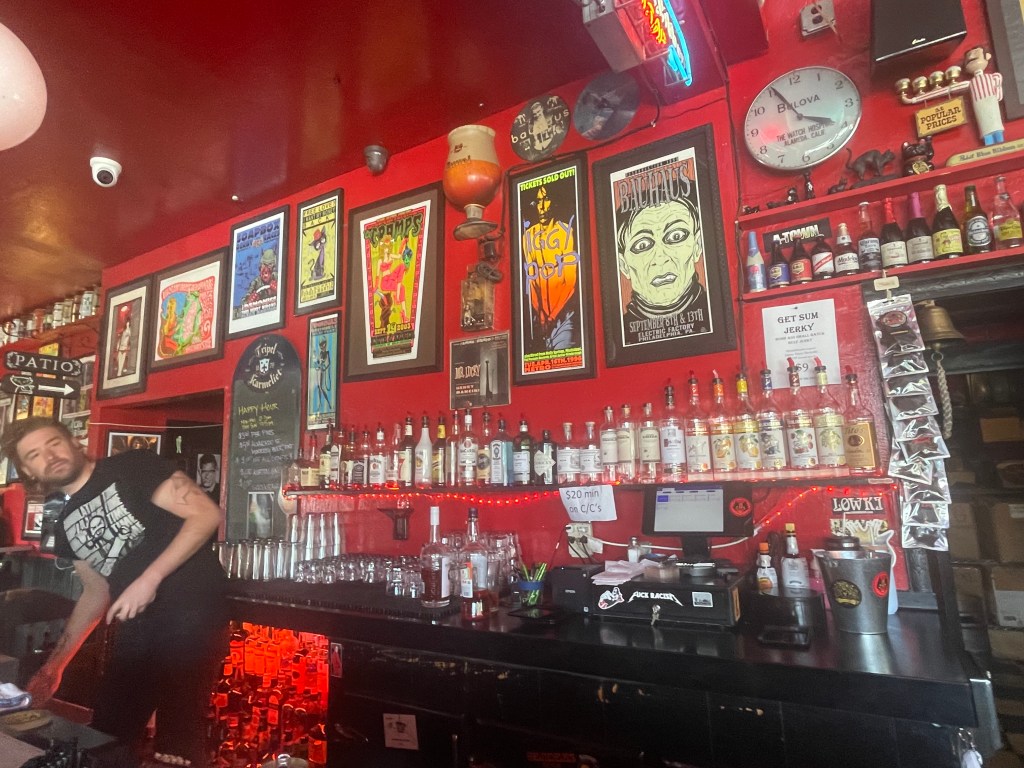 photo of interior of Lucky 13, Alameda, CA