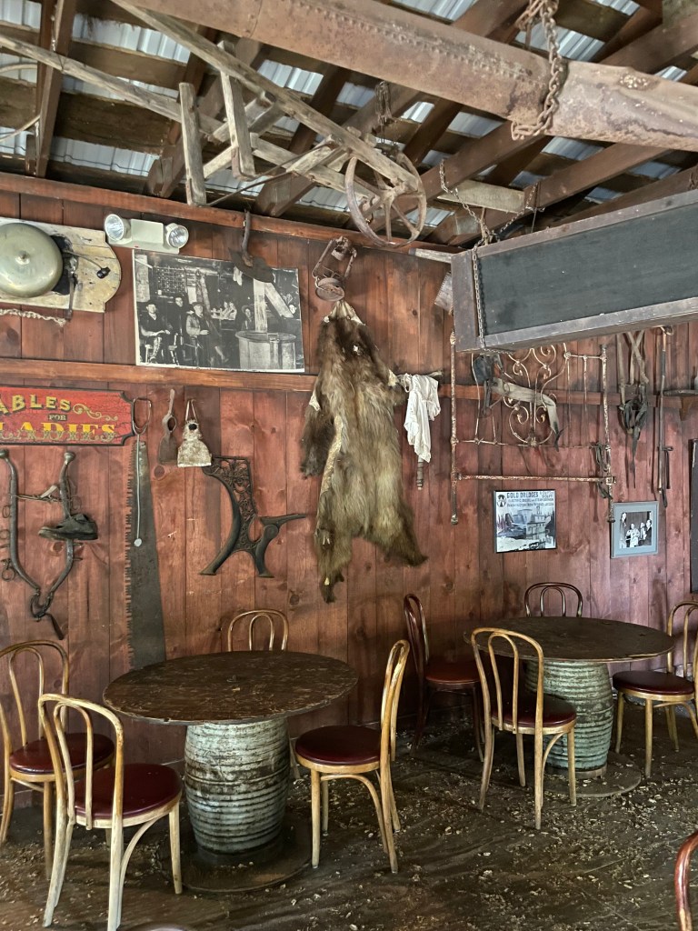 photo of interior of Malemute Saloon, Fairbanks, Alaska
