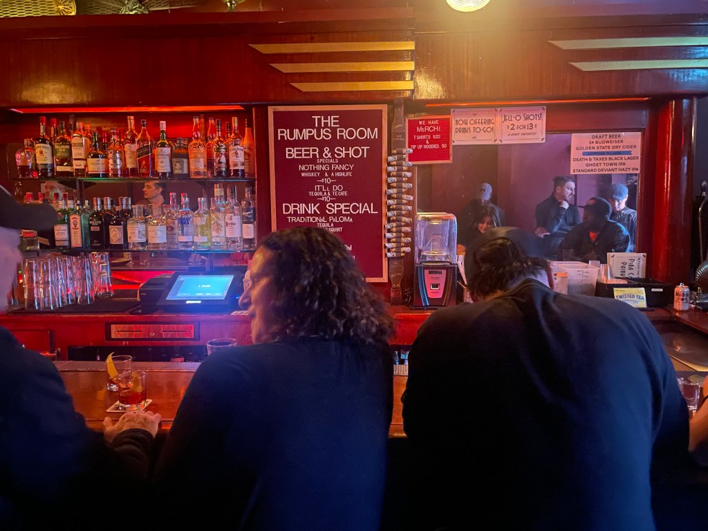 photo of bar of The Rumpus Room, San Francisco