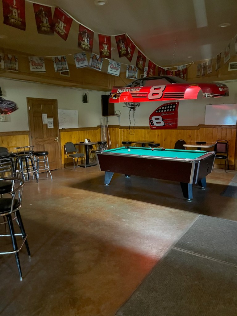photo of pool table in Tok Lodge Bar, Tok, Alaska