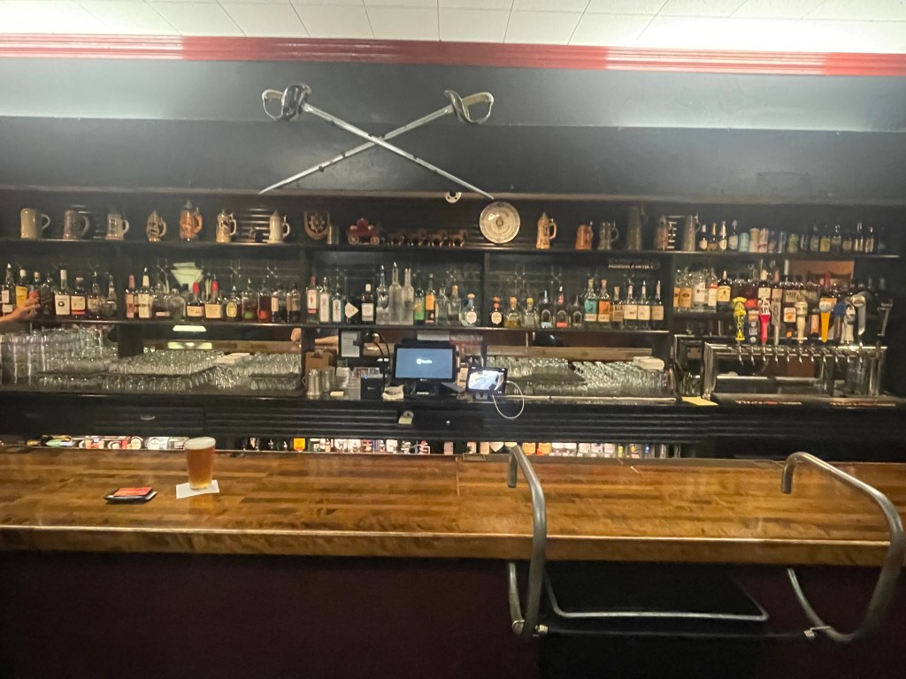 photo of interior of Black Watch bar, Los Gatos, CA