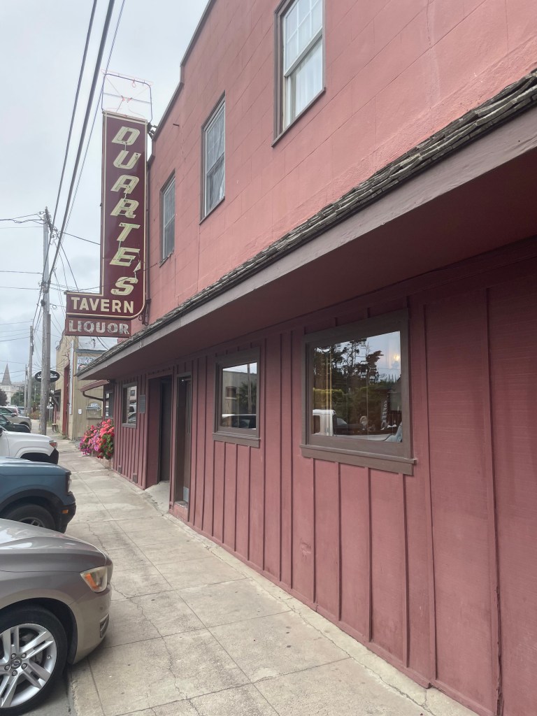 photo of exterior of Duarte's Tavern, Pescadero, CA