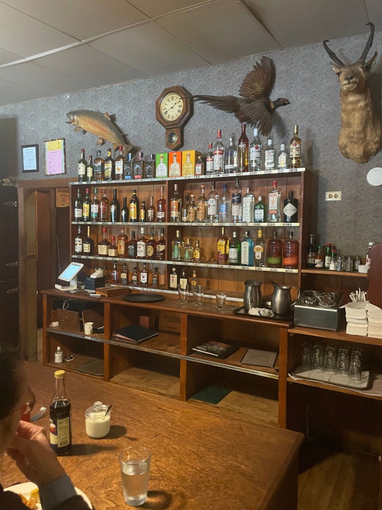 photo of interior of Duarte's Tavern, Pescadero, CA
