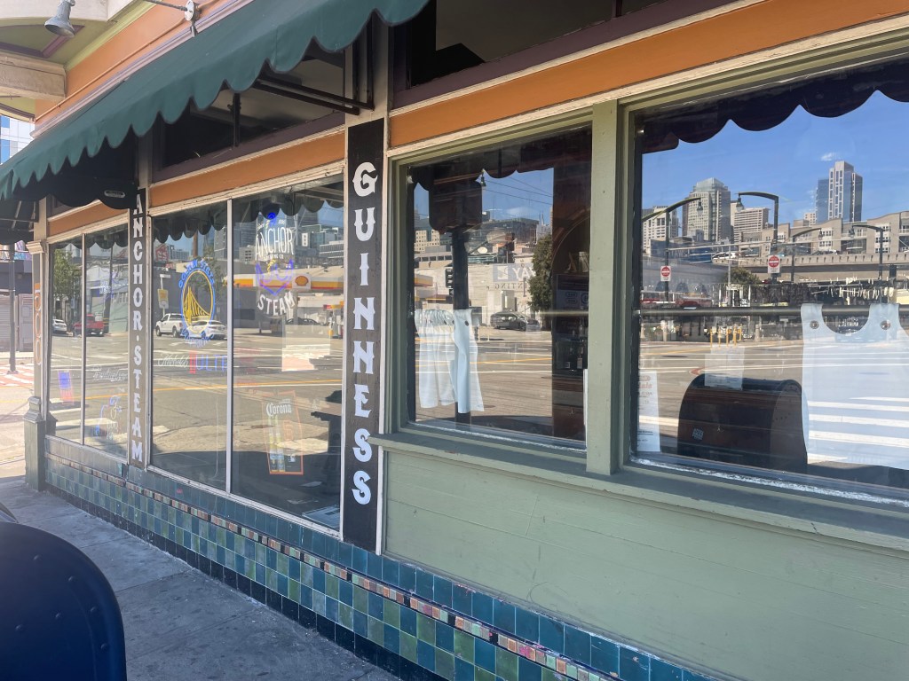 photo of exterior of The Hotel Utah Saloon, San Francisco
