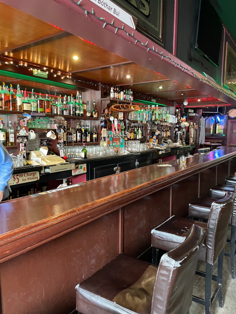 photo of bar of The Shannon Arms, San Francisco