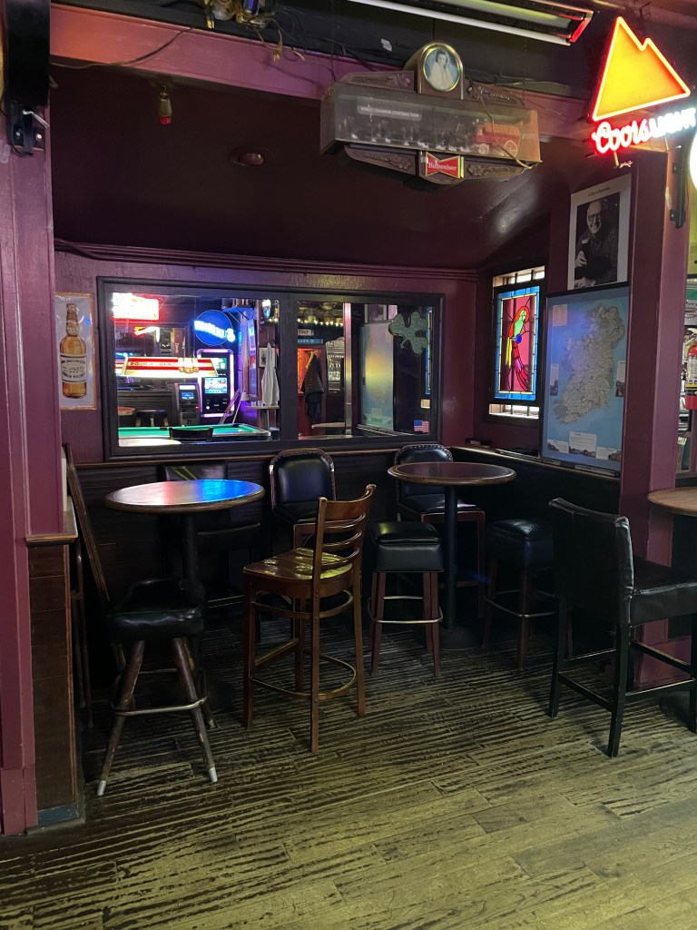 photo of interior of The Shannon Arms, San Francisco