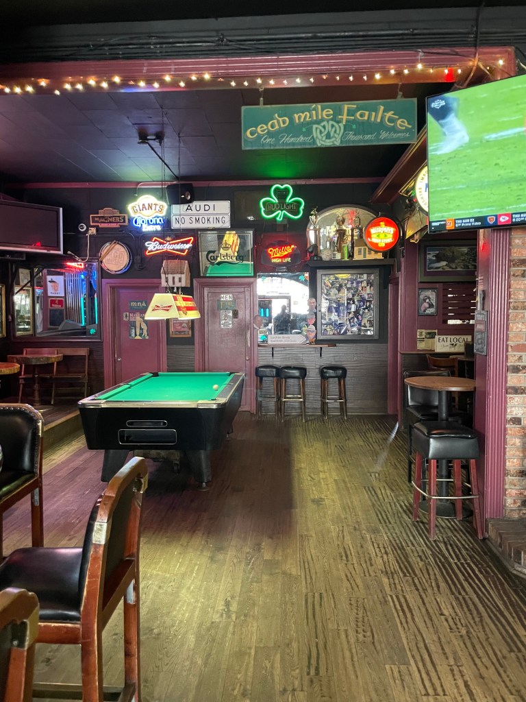 photo of interior of The Shannon Arms, San Francisco