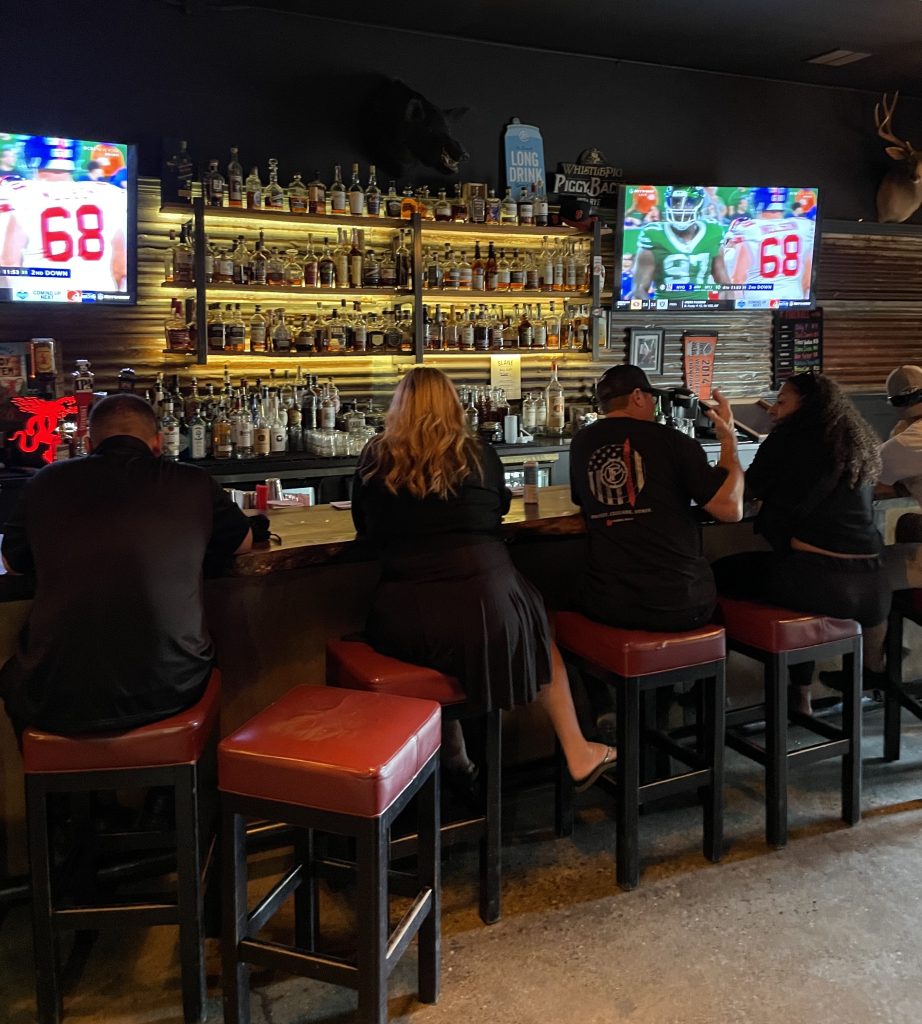 photo of interior for Bucky's Cocktail Lounge, San Mateo, CA