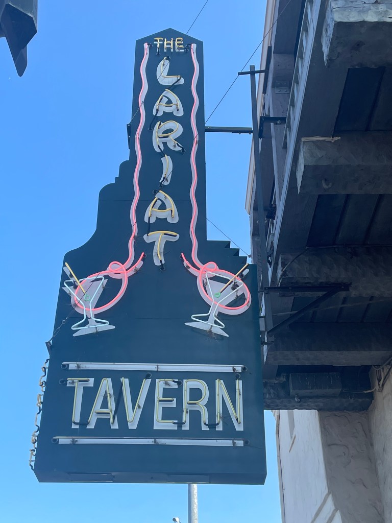 photo of The Lariat Tavern sign, Belmont, CA