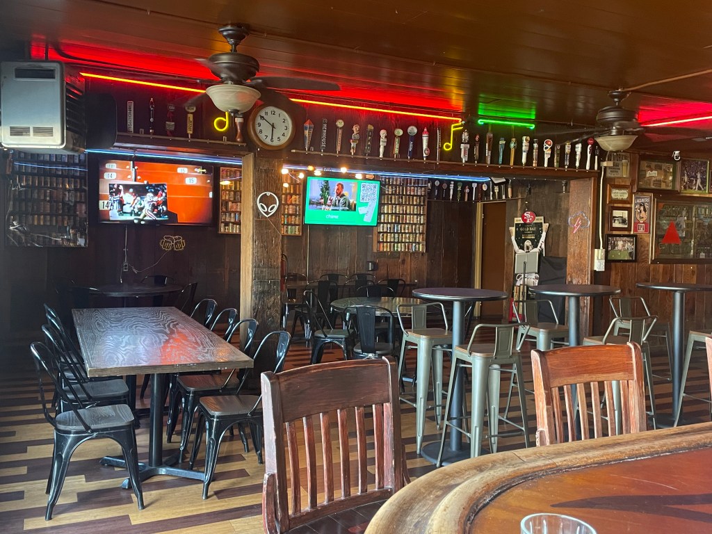 photo of interior of Marvin Gardens, Belmont, CA