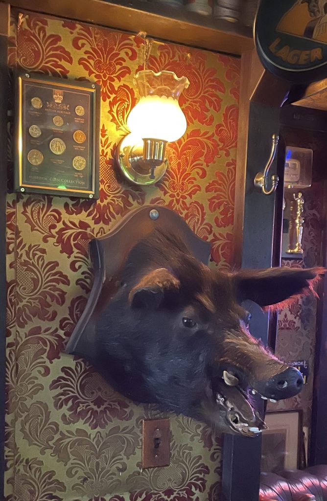 photo of interior detail of The Swingin' Door, San Mateo, CA